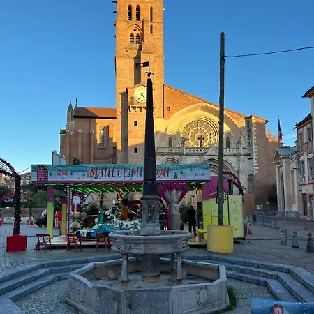 아파트 A 150 Pas Du Capitole! *