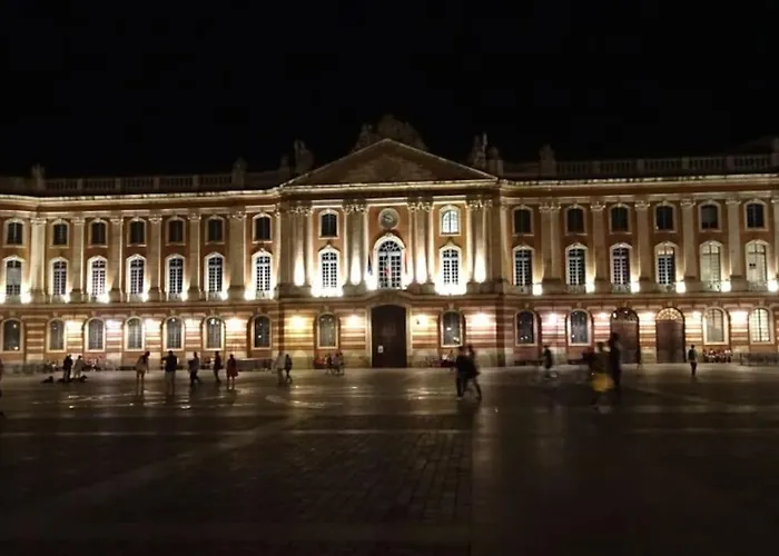 A 150 Pas Du Capitole! 아파트 툴루즈