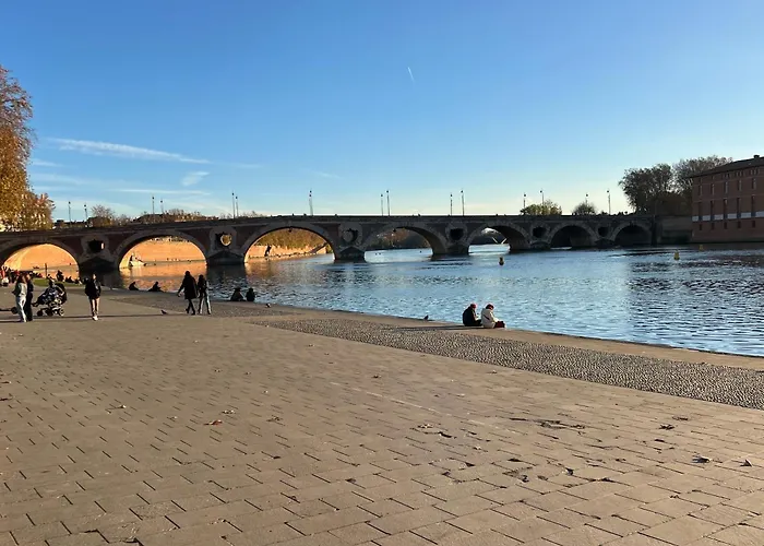 A 150 Pas Du Capitole! 아파트 *