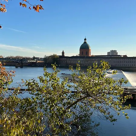 A 150 Pas Du Capitole! Апартаменты